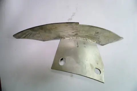 Stainless Steel Feed Scraper (Curved)